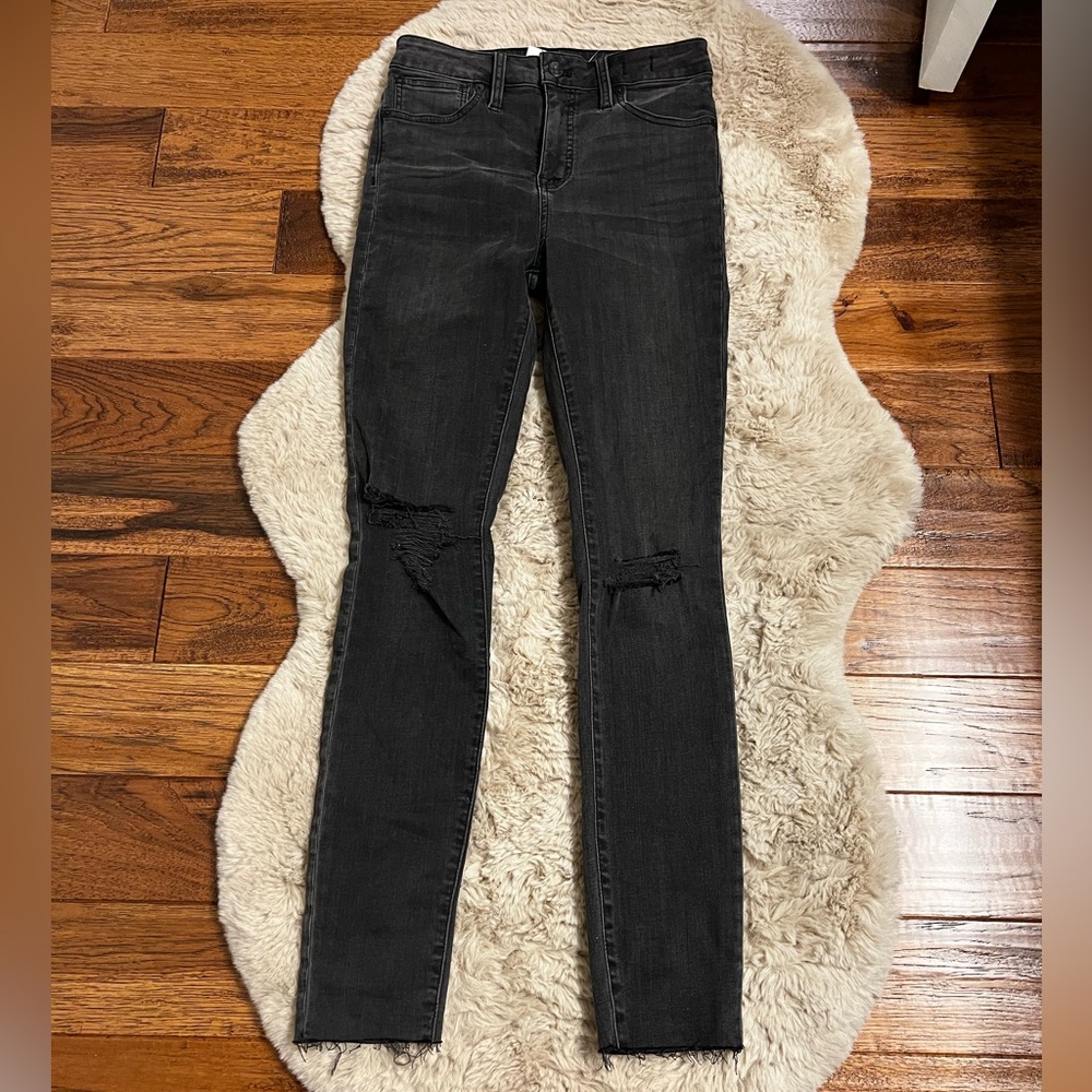 Made well Women's Black curvy high rise Distressed Jeans